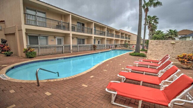 Building Photo - 3101 Gulf Blvd