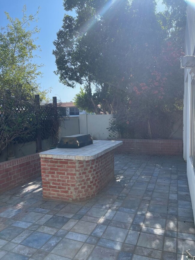 Building Photo - 5400 S. Hardy Drive #118/M-07-053