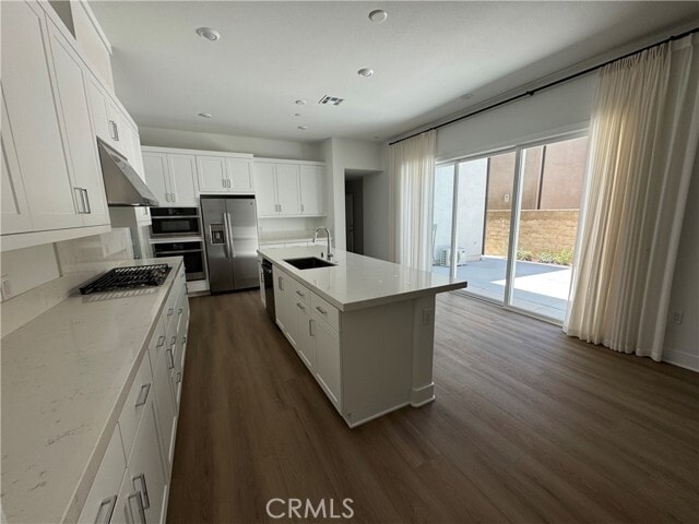 Building Photo - 228 Knot