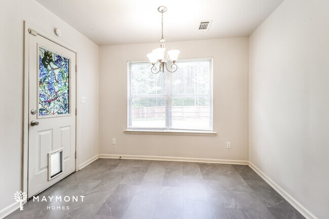 Foto del edificio - 1011 Katy Ln