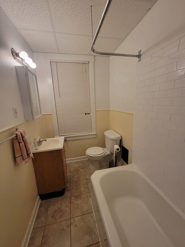Building Photo - 432 S Chester Pike