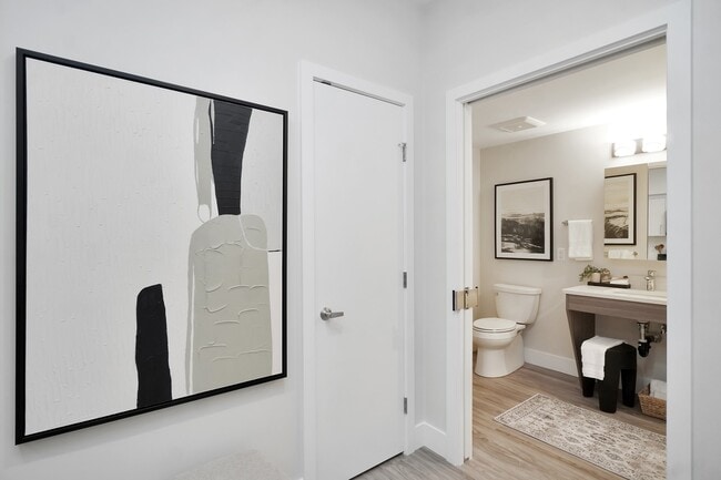 Interior Photo - Oslo on Fifth