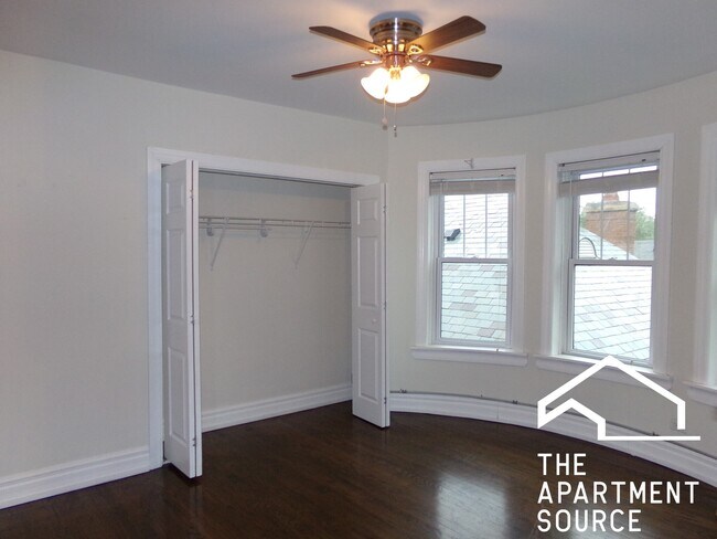 Foto del edificio - 2131 W Giddings St