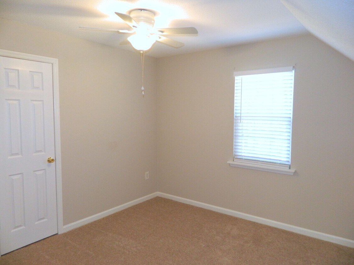Primary Photo - Home For Rent - 4211 Fairfield Ct Martinez...