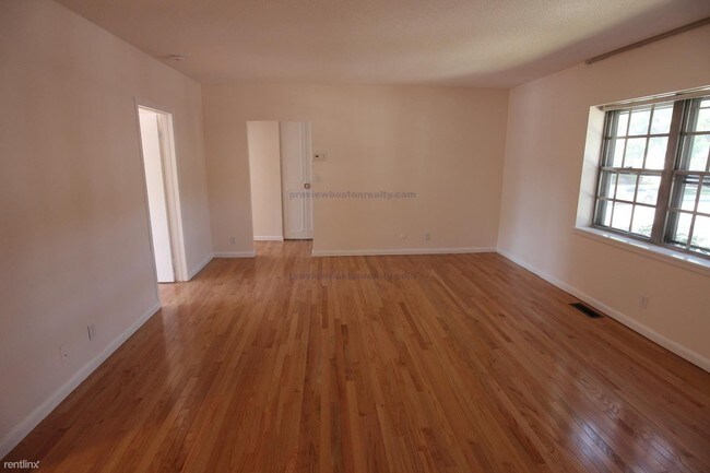 Foto del edificio - 211 Lake Shore Rd