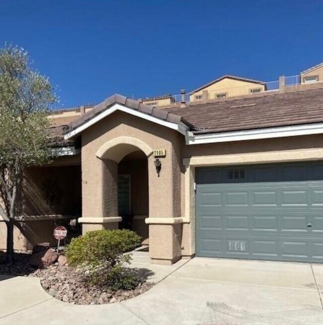 Building Photo - BEAUTIFUL 2 Bedroom 2 Bath Home