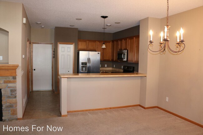 Building Photo - 3 br, 2.5 bath House - 3490 Cherry Lane #E