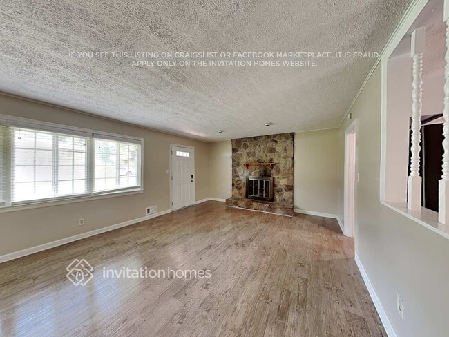 Foto del edificio - 759 Birchwood Ln SW