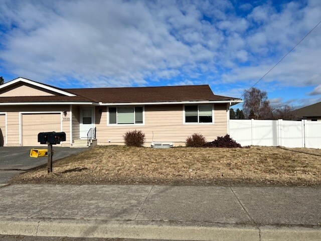 Foto del edificio - 3509 E 57th Ave