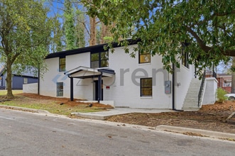 Building Photo - 175 Holly Rd NW