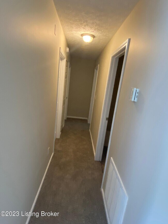 Foto del edificio - 6614 Burlwood Dr