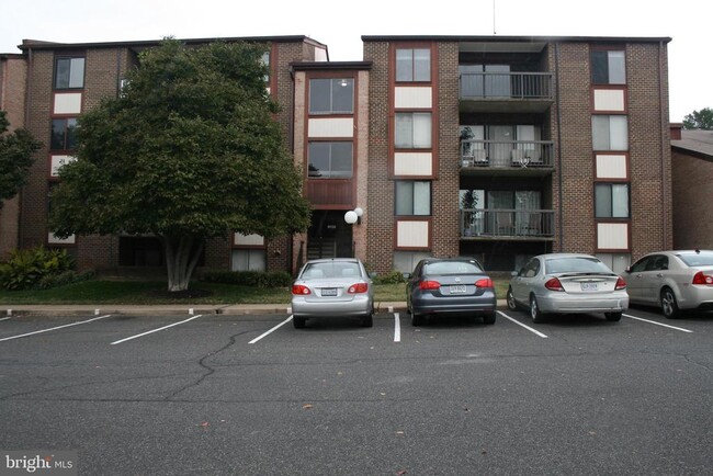 Foto del edificio - 9728 Kingsbridge Dr