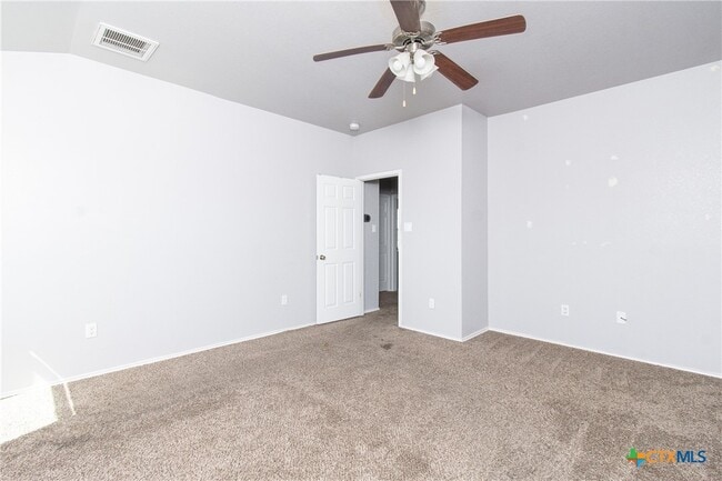 Building Photo - 6601 Clear Brook Dr