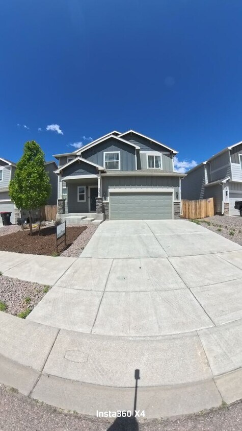 Hammond Dr - Hammond Dr