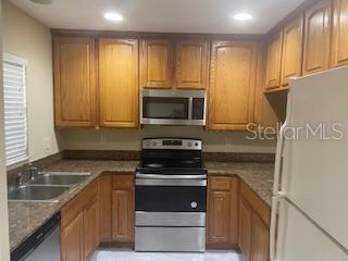 Foto del edificio - 5384 River Rock Rd