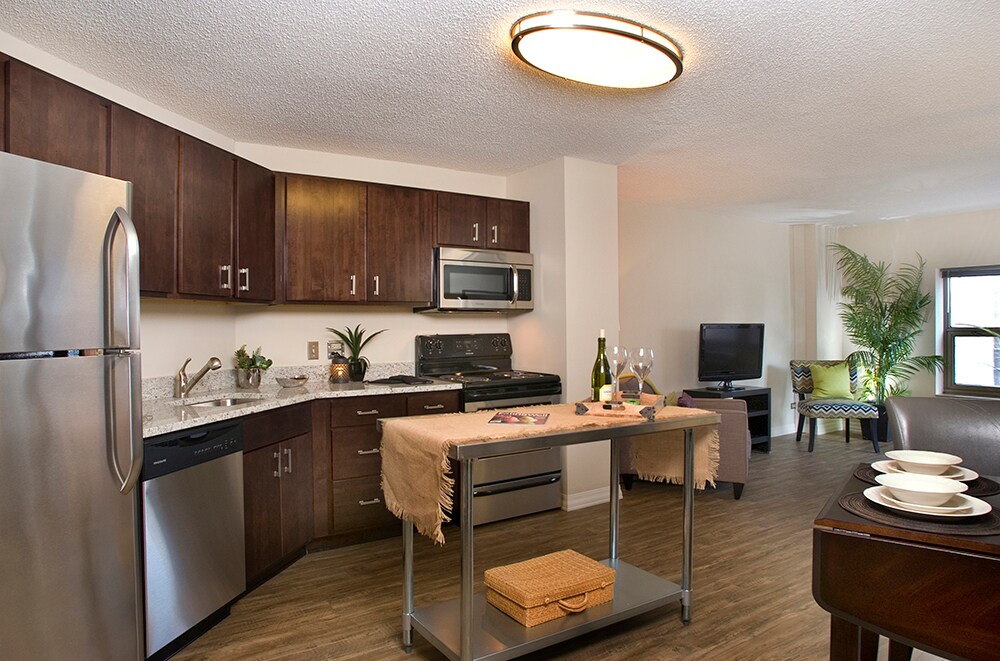 Foto principal - 860 E Chestnut St