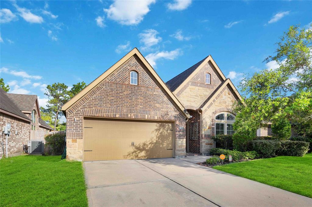 Primary Photo - 2312 Laurel Loch Ln