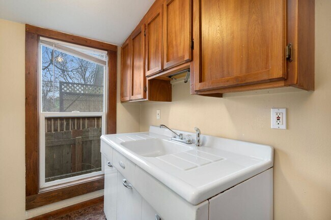 Foto del edificio - 1221-1223 N 13th Street