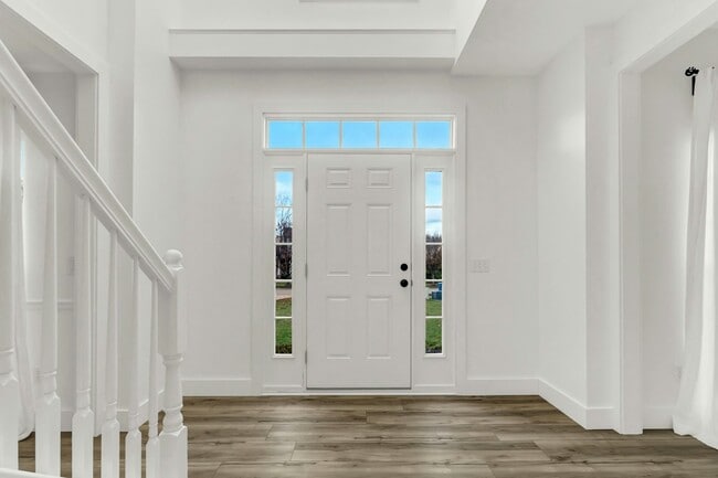 Building Photo - 6117 Antler Xing