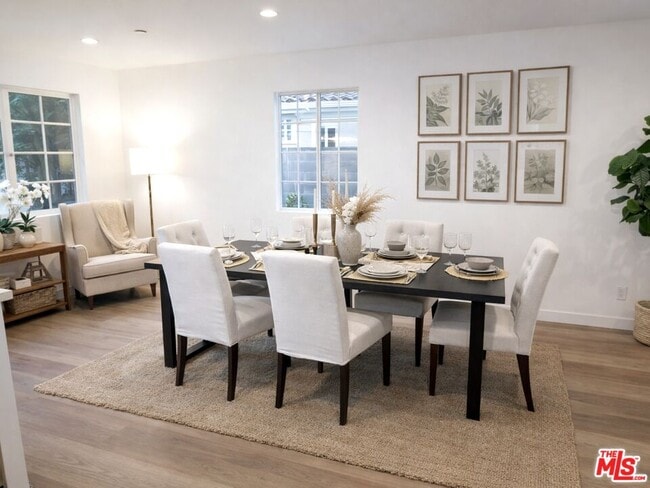 Foto del edificio - 4522 Mammoth Ave