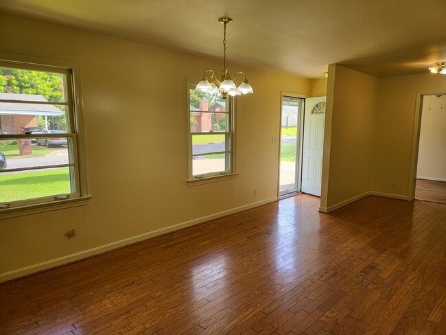 Photo - 4123 10th St House