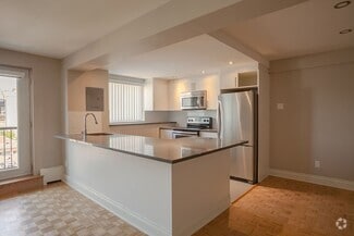 Building Photo - 3421 Rue Drummond