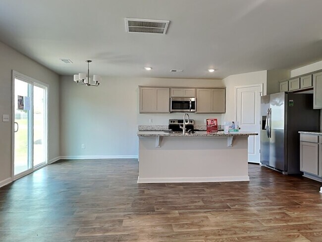 Foto del edificio - Apply Today! Burnside Farms!! Near USC, I-77