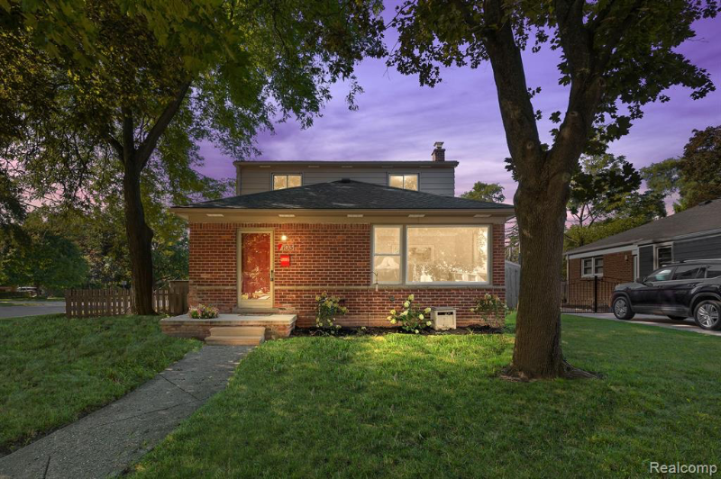 Primary Photo - 103 Charlotte Ave