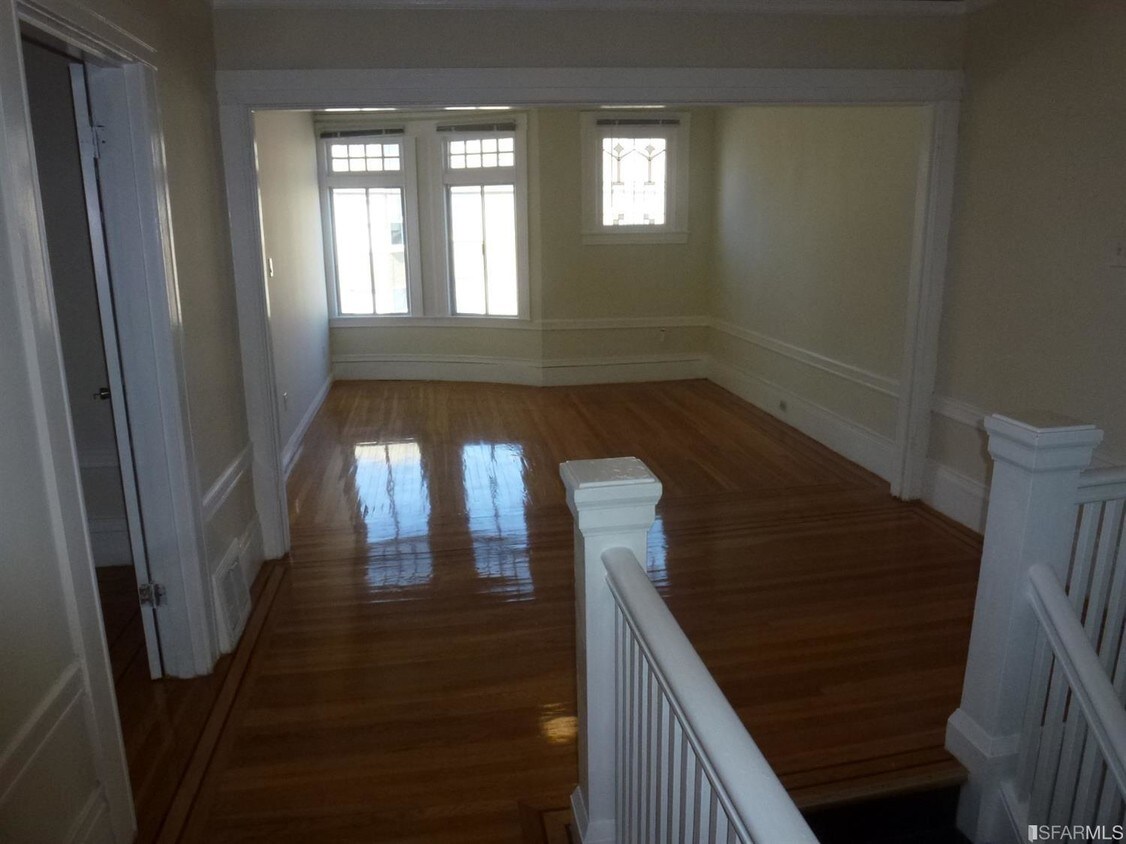 Foto principal - 1845 Fulton St