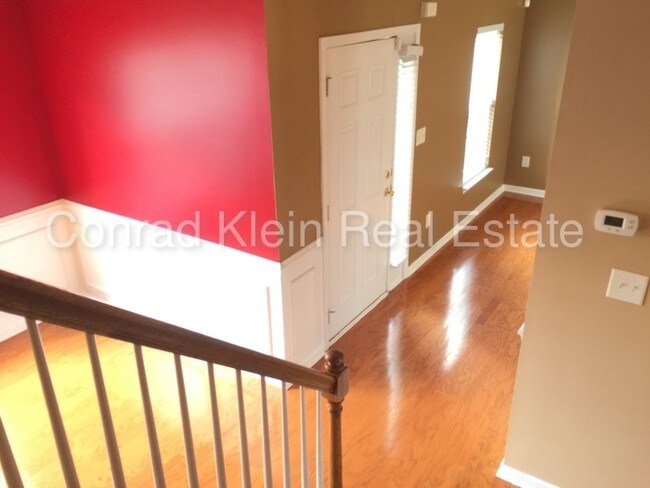 Building Photo - 7304 Ravanna Dr