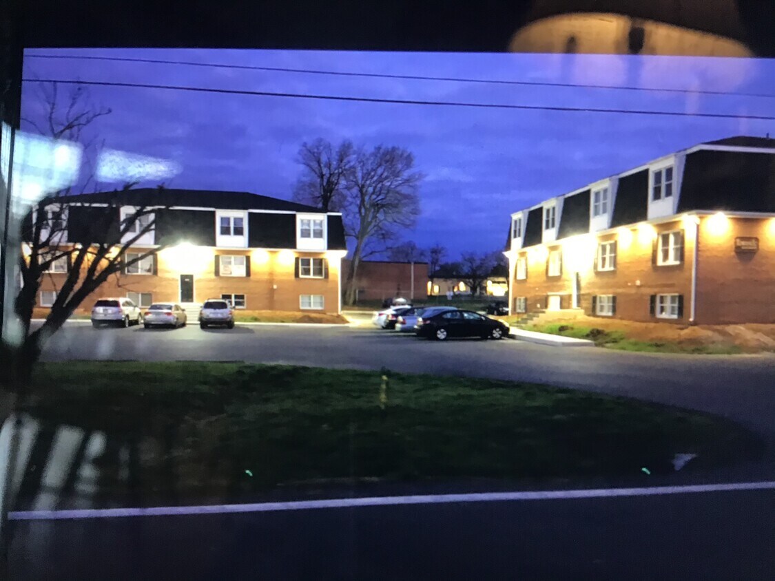 Primary Photo - 2401 Papermill Rd