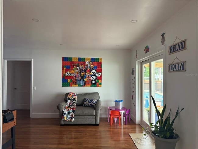 Foto del edificio - 112 Lagoon Rd