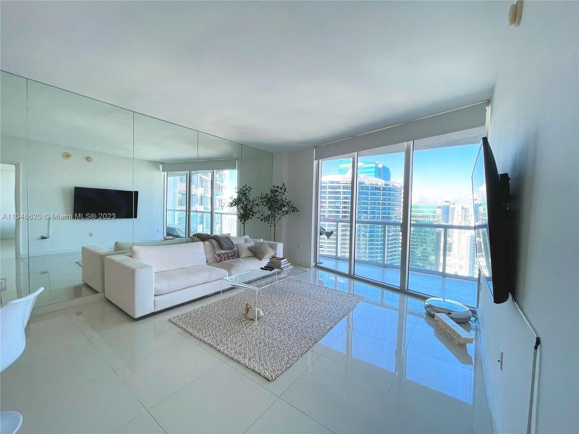 Foto principal - 475 Brickell Ave