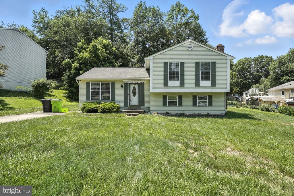 Foto principal - 18202 Macrae Ct