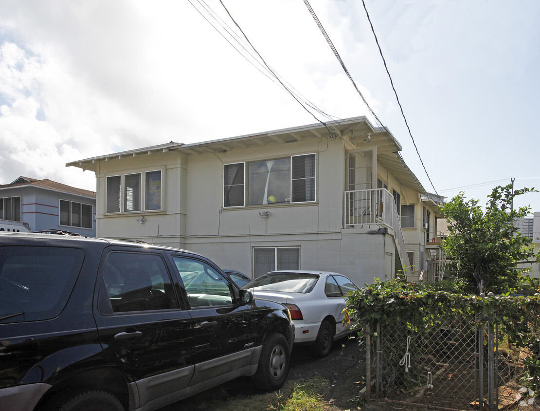 Building Photo - 707 Hausten St