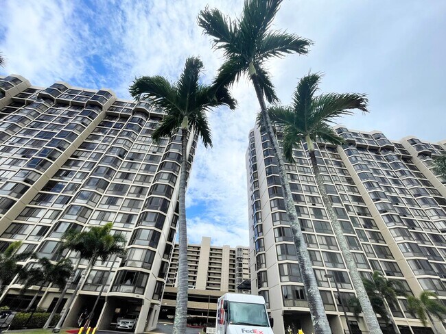 Foto del edificio - Rarely available 2 bedroom, 2 bathroom uni...