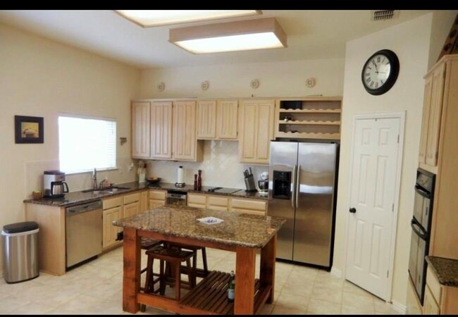 Building Photo - 7713 Heather Ridge Ct
