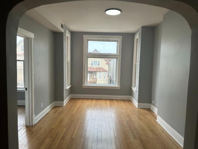 Building Photo - 3 bedroom in CHICAGO IL 60639