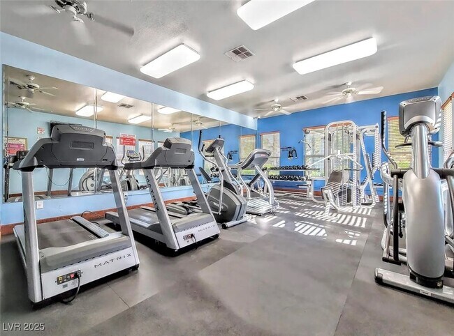 Foto del edificio - 7255 W Sunset Rd