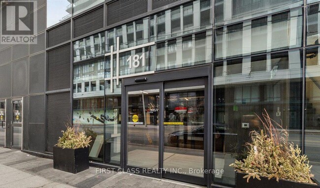 Building Photo - 181 Dundas St E