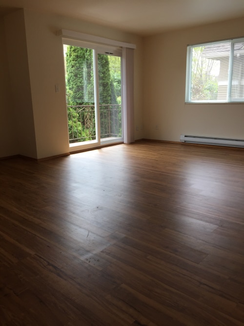 Building Photo - 1413 - 4th Ave W Apts - 2 bedrooms