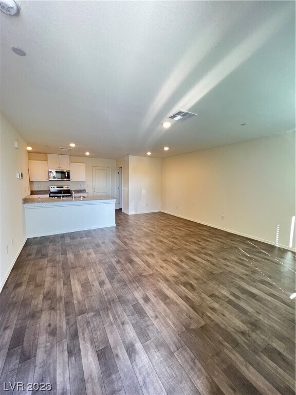 Building Photo - 9122 Rocky Raccoon St