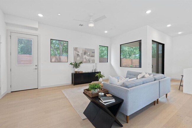 Foto del edificio - 1510 Holly St