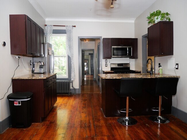 Foto del edificio - 140 Trenton St