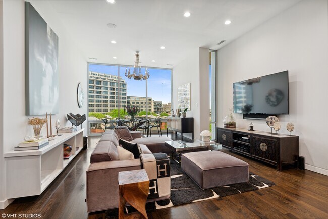 Foto del edificio - 919 N Larrabee St