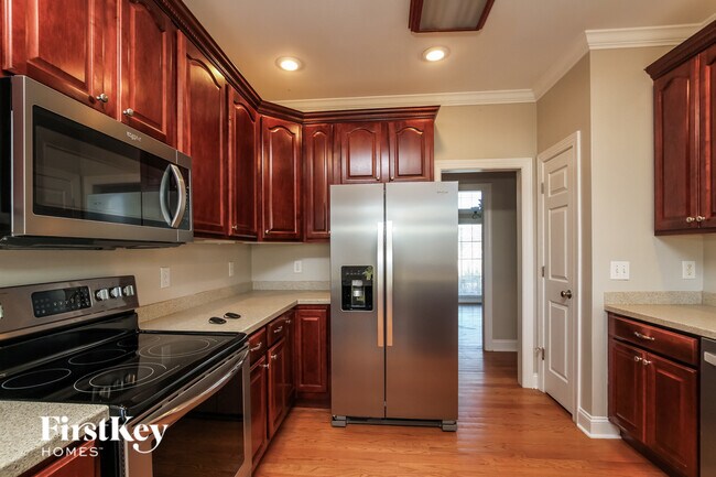 Building Photo - 130 Hunters Hill Dr