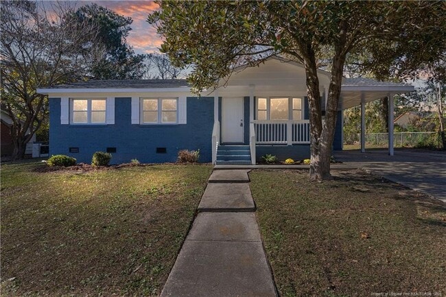 Building Photo - 6117 Conaway Dr