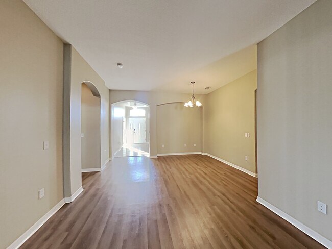 Building Photo - 1036 Millebourne Way