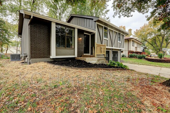 Building Photo - 511 NE 98th Pl