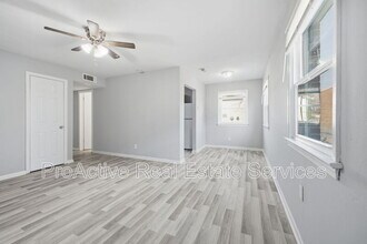 Building Photo - 507 Ashlawn Dr